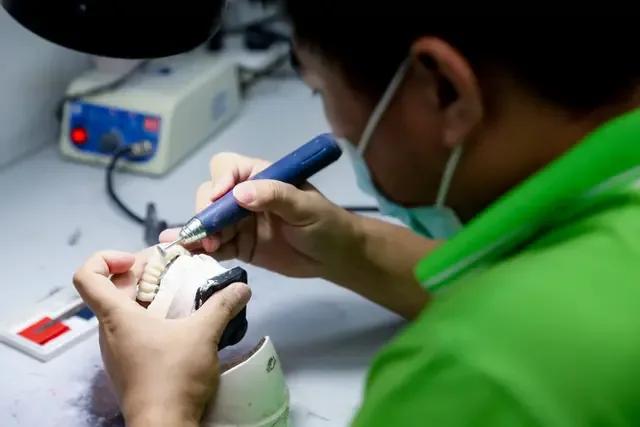 Full service dental lab production detail